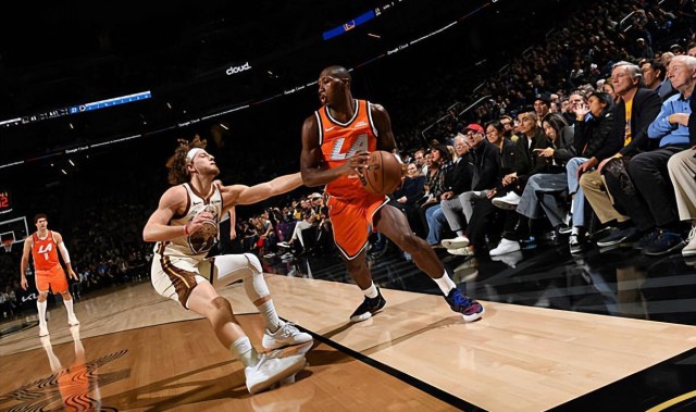 云开体育-打出了准三双数据，快船后场大闸的进攻才能正在不断被激发出来？