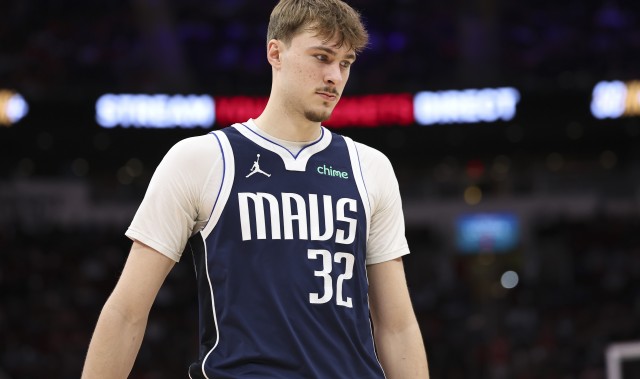 弗拉格：浓眉和欧文在心理层面上给了我很多帮助 他们是我的榜样